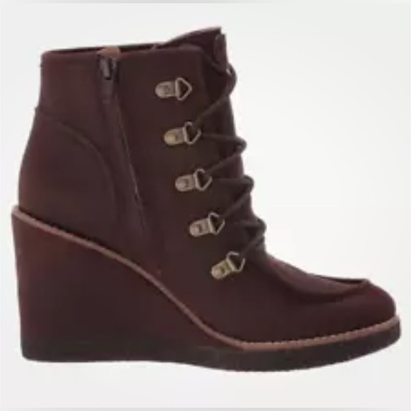 NWOB - ZODIAK Women’s Brown Indy Lace-Up Wedge Boot - Size 8 - Picture 5 of 9